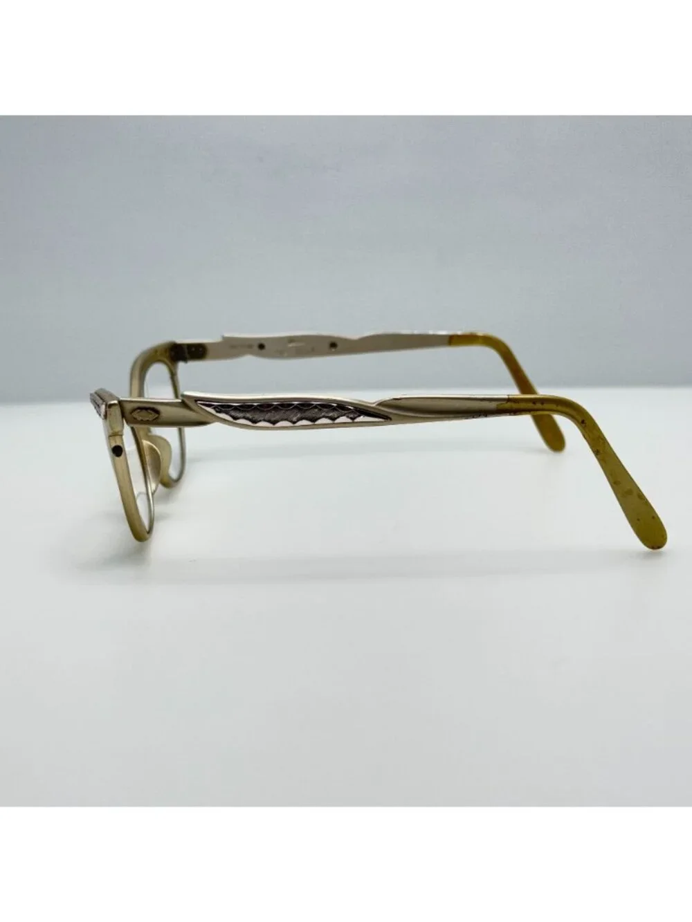 Liberty Eyeglasses Eye Glasses Frames 44-20 5 1/2 Vintage Retro USA B
